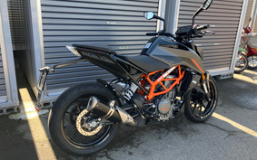 KTM 390 DUKE 2023 JPJ40