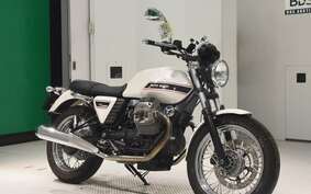 MOTO GUZZI V7 CLASSIC 2011