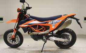 KTM 690 SMC R 2024