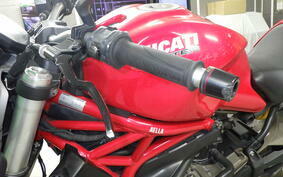 DUCATI MONSTER 821 2014