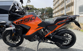 KTM 1290 SUPER ADVENTURE S 2024 V7940