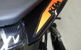 KTM 250 DUKE JPE40