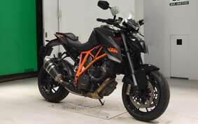 KTM 1290 SUPER DUKE R 2015 V3940