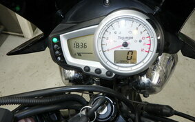 TRIUMPH SPEED TRIPLE 2011 E5865R