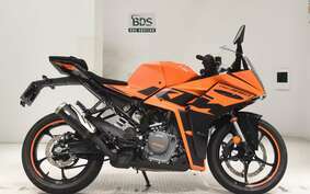 KTM 390 RC 2023 JYJ40