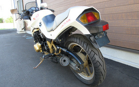 SUZUKI GSX750S KATANA 1985 GR72A