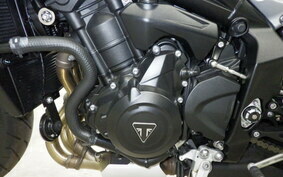 TRIUMPH STREET TRIPLE R 2023