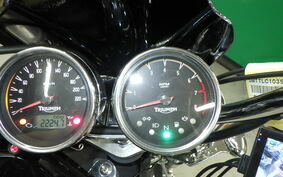 TRIUMPH ROCKET III 2006 LC1035