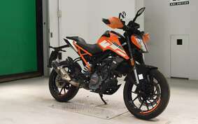 KTM 125 DUKE JPA40