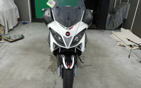 APRILIA SR MAX 125