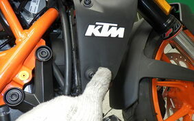 KTM 125 DUKE JPA40