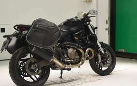 DUCATI MONSTER 821 DARK 2015