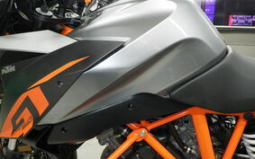 KTM 1290 SUPER DUKE GT 2017 V6940