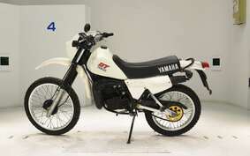 YAMAHA DT125 17F