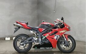 TRIUMPH DAYTONA 675 MD1066