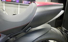 DUCATI DIAVEL Carbon 2012 G100A