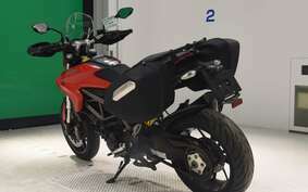 DUCATI HYPERSTRADA 820 2014