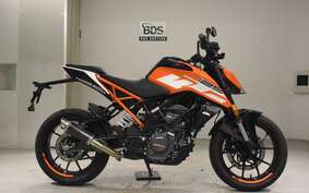 KTM 125 DUKE JPA40