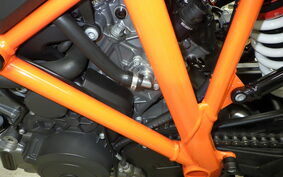 KTM 1290 SUPER DUKE R 2020 V3940