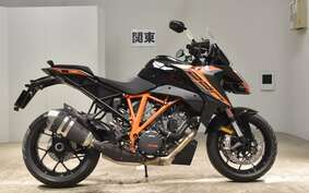 KTM 1290 SUPER DUKE GT V6940