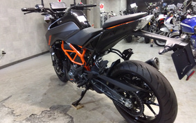 KTM 390 DUKE 2024 JPJ40