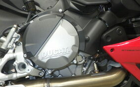 DUCATI STREETFIGHTER V2 2022