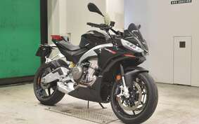 APRILIA トゥオノ660 FACTORY 2022