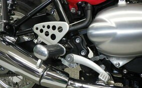 TRIUMPH THRUXTON 900 2013