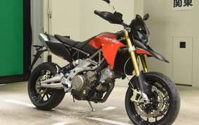 APRILIA DORSODURO 750 2010