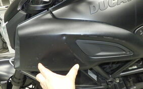 DUCATI DIAVEL DARK 2015 G105J