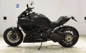 DUCATI DIAVEL 2015 G105J