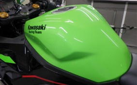 KAWASAKI ZX-25R ZX250E