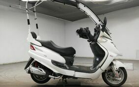 SYM RV180EFi LA18