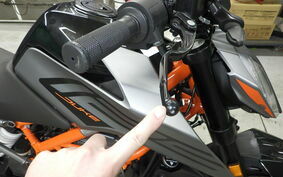 KTM 125 DUKE JPA40