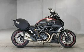 DUCATI DIAVEL STRADA 2013 G102JB