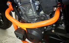 KTM 890 DUKE R 2022 TU940