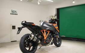 KTM 1290 SUPER DUKE GT 2024