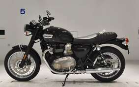 TRIUMPH BONNEVILLE T100 2016