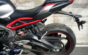 TRIUMPH STREET TRIPLE 2020 DA544Z