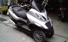 PIAGGIO MP3 M472