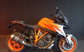 KTM 1290 SUPER DUKE GT 2023 V6940