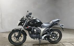 SUZUKI GIXXER 150 NG4BG