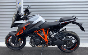 KTM 1290 SUPER DUKE GT 2017 V6940