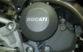 DUCATI MONSTER 696 2010