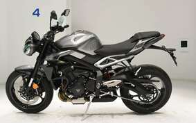 TRIUMPH STREET TRIPLE R 2023 DA604A