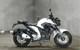 YAMAHA FZ25 RG42