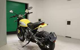 DUCATI SCRAMBLER ICON 2015