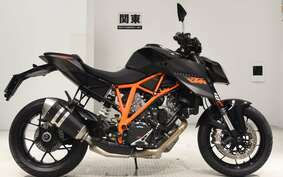 KTM 1290 SUPER DUKE R 2014 V3940