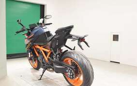 KTM 1290 SUPER DUKE R 2024