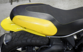 DUCATI SCRAMBLER ICON 2015